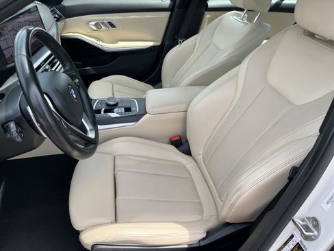 Used 2023 BMW 330i Sedan w/ Driving Assistance Package RWD image 18