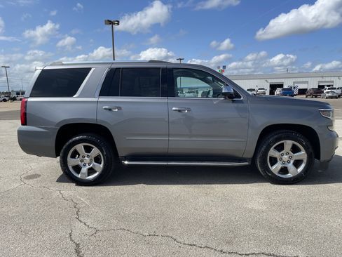 Used 2020 Chevrolet Tahoe Premier RWD image 3