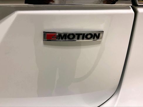 Used 2021 Volkswagen Atlas SEL Premium image 10