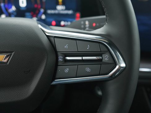 Used 2025 Chevrolet Suburban LT w/ Comfort Package image 31