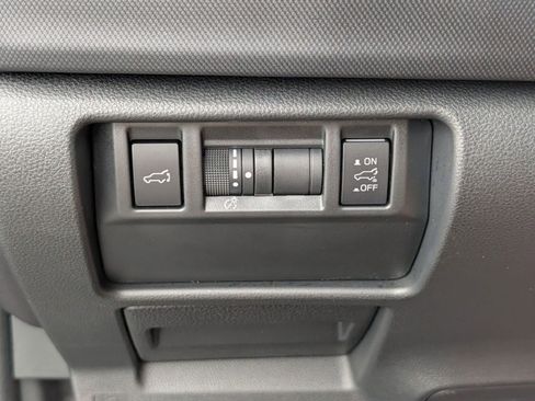 Used 2026 Subaru Forester Premium AWD/4WD image 10