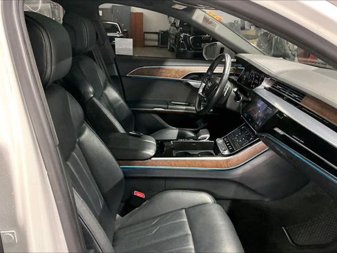 Used 2021 Audi A8 L 3.0T w/ Executive Plus Package image 10