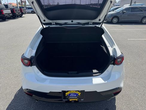 Used 2024 MAZDA MAZDA3 s image 17