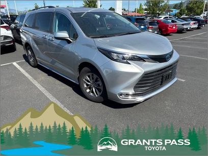 Used 2024 Toyota Sienna XLE