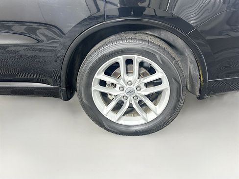 Used 2021 Dodge Durango GT RWD image 11