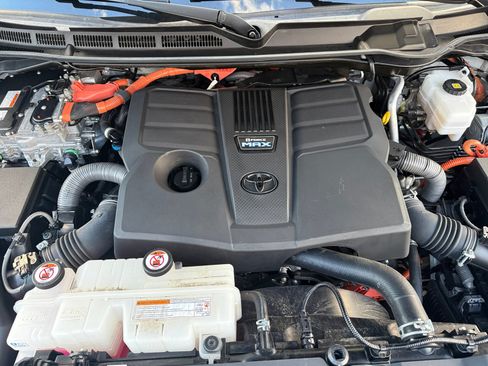 Certified 2025 Toyota Camry LE w/ Convenience Package AWD/4WD image 22