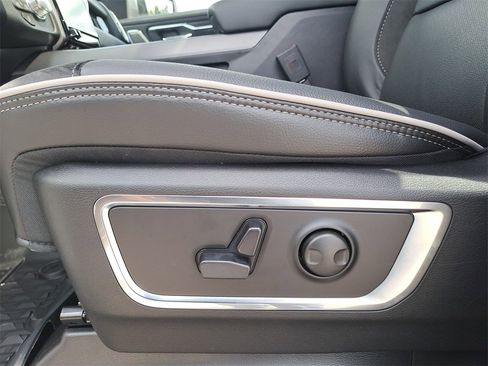 New 2026 RAM 1500 Laramie w/ Night Edition image 28