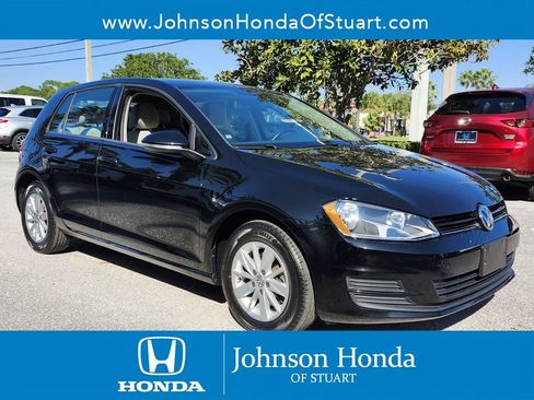 Used 2016 Volkswagen Golf S image 1