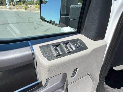 Used 2019 Ford F150 XLT AWD/4WD image 21