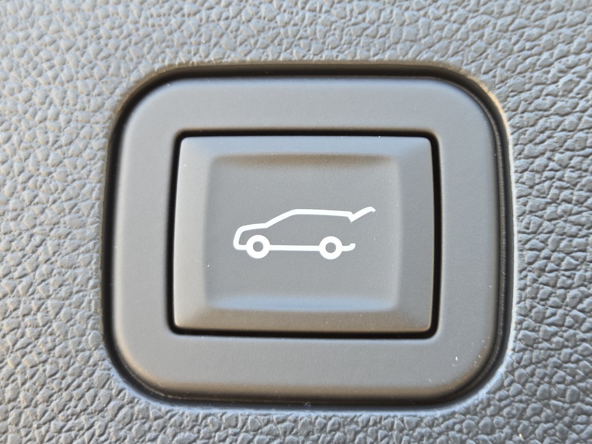 New 2027 Chevrolet Equinox LT w/ Convenience Package II AWD/4WD image 25