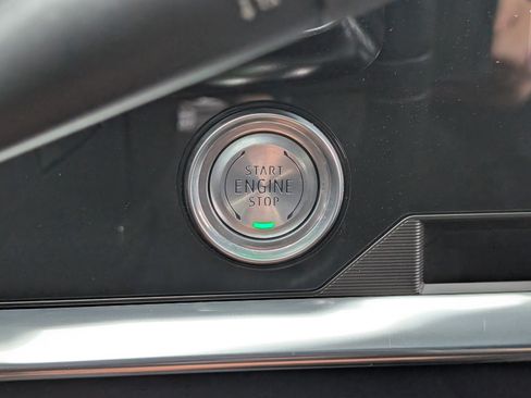 Used 2022 Chevrolet Corvette Stingray Preferred Conv w/ Z51 Performance Package RWD image 33