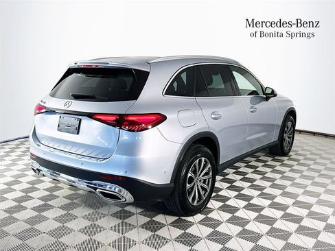Certified 2025 Mercedes-Benz GLC 300 image 7