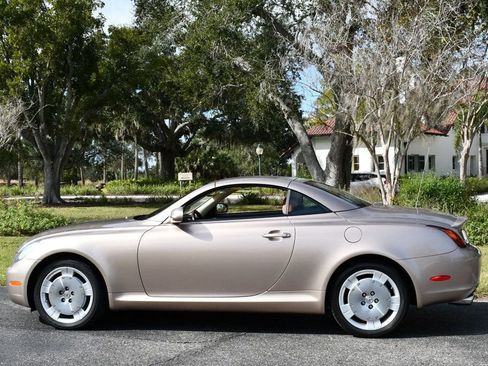 Used 2005 Lexus SC 430 Convertible image 4