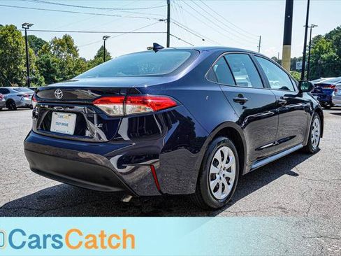 Used 2025 Toyota Corolla LE FWD image 11