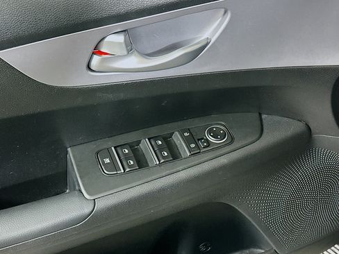 Used 2024 Kia Forte LXS image 15