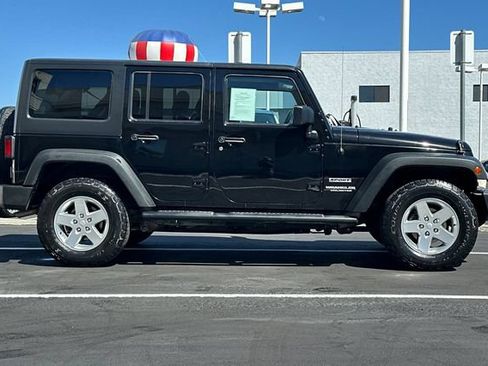 Used 2015 Jeep Wrangler Unlimited Sport w/ Quick Order Package 24S AWD/4WD image 3
