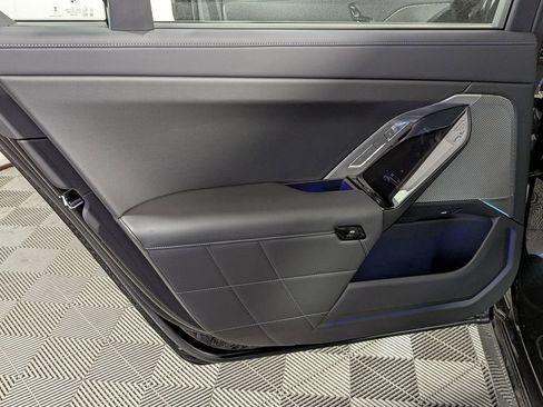 New 2026 BMW 750e xDrive w/ Premium Package AWD/4WD image 35