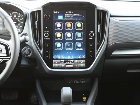 Certified 2025 Subaru Forester Premium w/ Convenience Package #2 image 32