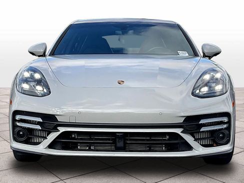 Used 2022 Porsche Panamera Turbo S image 3