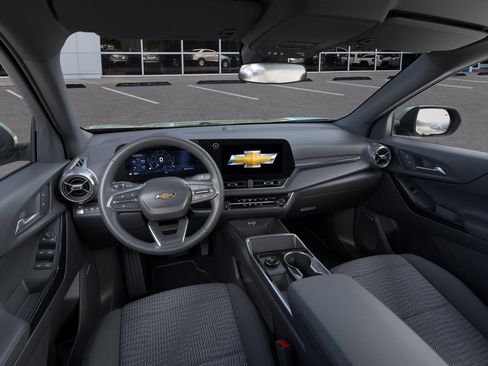 New 2026 Chevrolet Equinox LT image 15