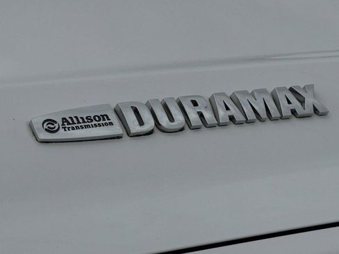 Used 2017 Chevrolet Silverado 2500 LTZ w/ Duramax Plus Package image 11