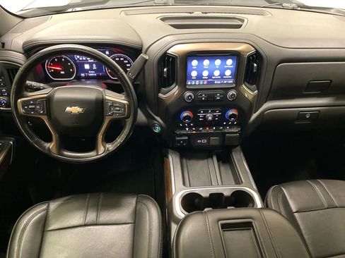 Used 2021 Chevrolet Silverado 2500 High Country image 23
