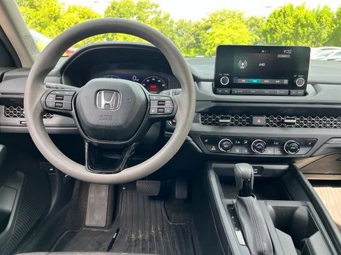 Used 2024 Honda Accord EX image 7