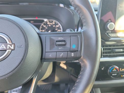 Certified 2024 Nissan Pathfinder SV w/ Black Appearance Package image 20