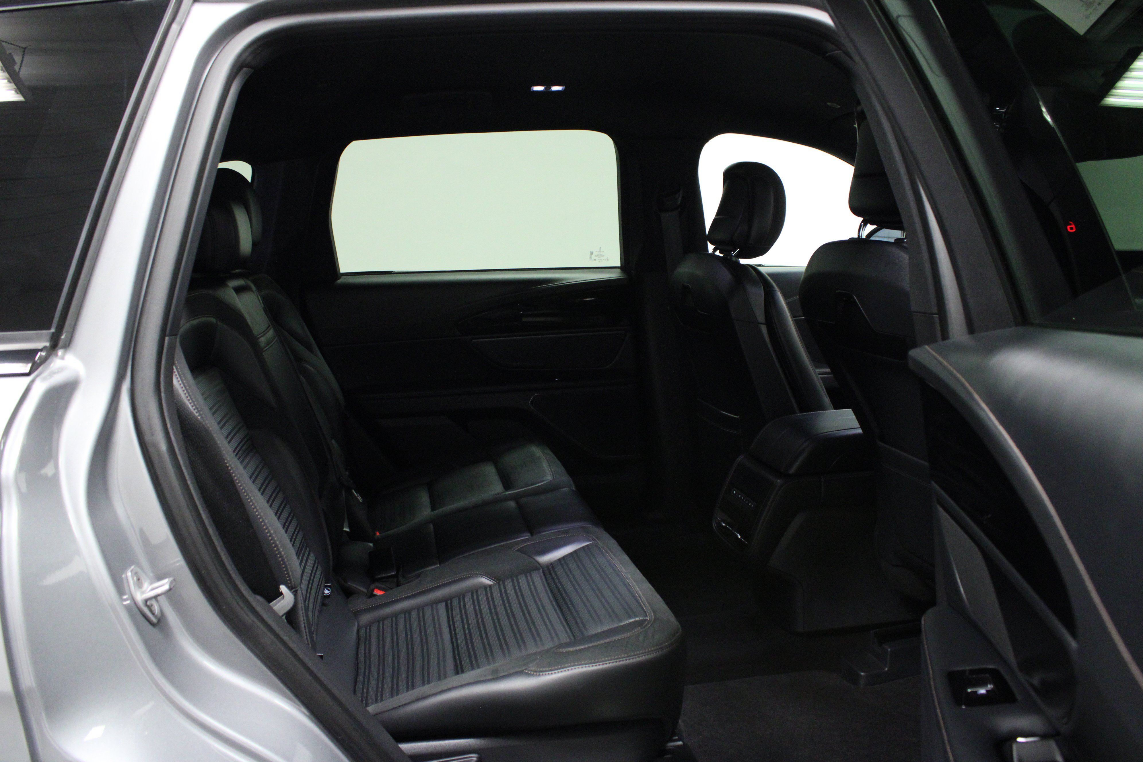 Used 2024 Lincoln Nautilus Reserve w/ Jet Appearance Package (87T) AWD/4WD image 15