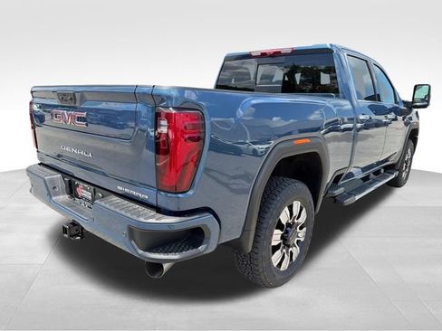 New 2026 GMC Sierra 2500 Denali w/ Denali Reserve Package AWD/4WD image 7