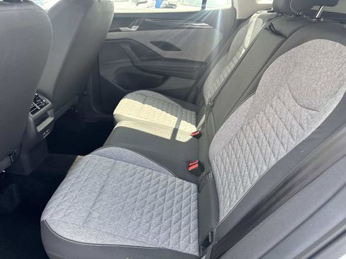 Used 2025 Volkswagen Tiguan S AWD/4WD image 10