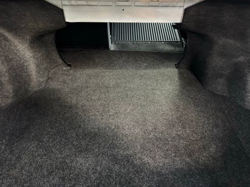 Used 2016 Toyota Camry LE image 30