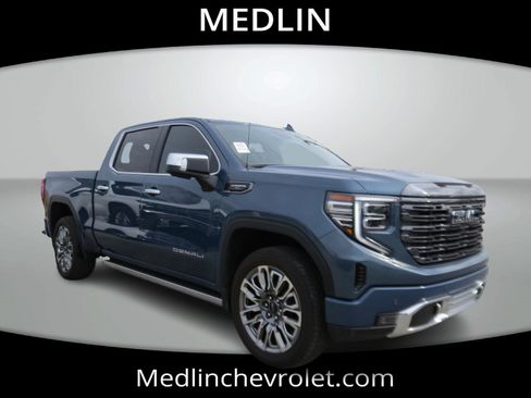 Used 2024 GMC Sierra 1500 Denali Ultimate AWD/4WD image 2