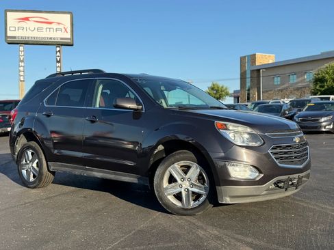 Used 2016 Chevrolet Equinox LT w/ Convenience Package image 2