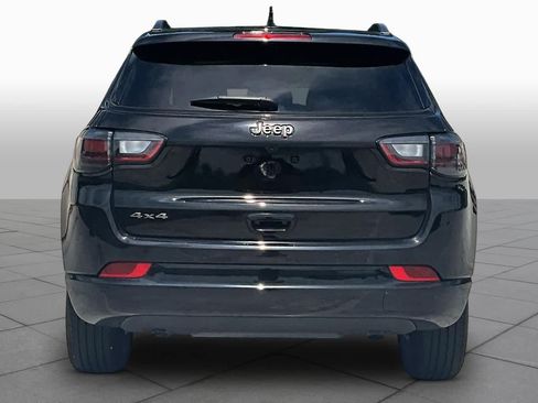 Used 2024 Jeep Compass Limited w/ High Altitude Package AWD/4WD image 8