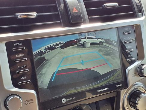 Used 2021 Toyota 4Runner SR5 Premium w/ Moonroof Package AWD/4WD image 20