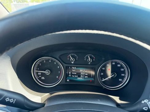 Used 2019 Buick Enclave Essence AWD/4WD image 21