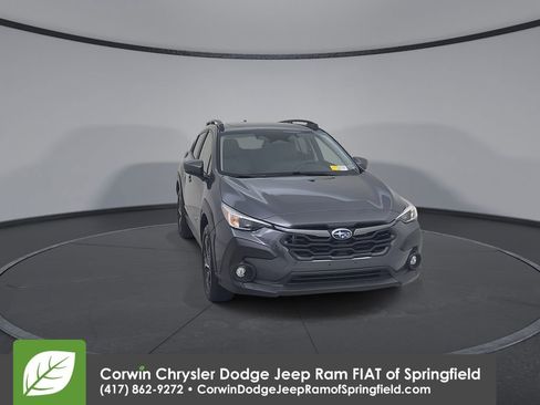 Used 2024 Subaru Crosstrek 2.0i Premium image 4