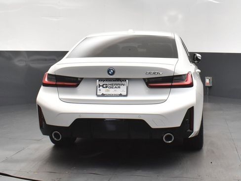 Certified 2023 BMW 330e w/ M Sport Package image 7