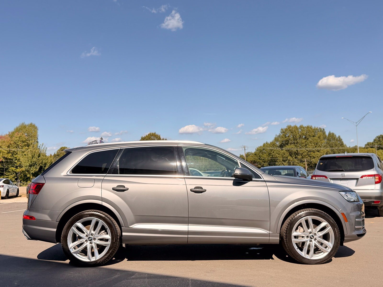 Used 2018 Audi Q7 3.0T Prestige w/ Prestige Package AWD/4WD image 11
