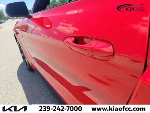 Used 2020 Ford Mustang GT Premium w/ Equipment Group 401A RWD image 11