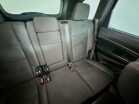 Used 2017 Jeep Grand Cherokee Laredo w/ Quick Order Package 23E image 14