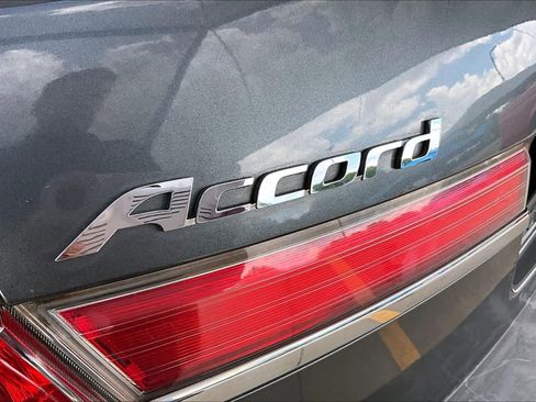 Used 2011 Honda Accord SE image 30