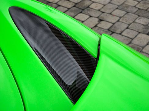 Used 2024 McLaren 750S Spider RWD image 25
