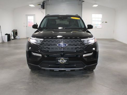 Used 2023 Ford Explorer XLT w/ Equipment Group 202A image 22