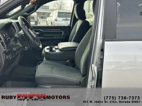 Used 2024 RAM 3500 Big Horn w/ Sport Appearance Package image 12