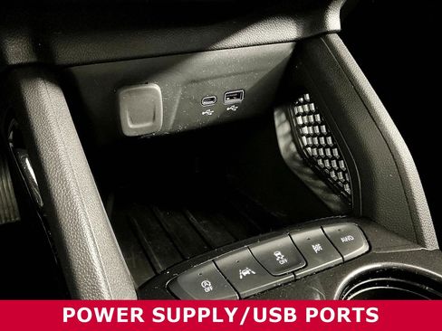 Used 2025 Chevrolet TrailBlazer ACTIV AWD/4WD image 13