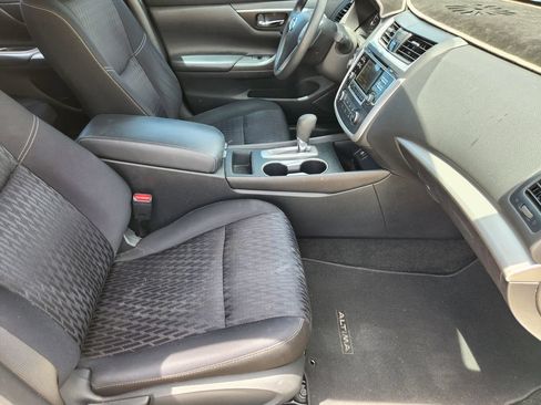 Used 2017 Nissan Altima 2.5 S w/ Power Driver Seat Package FWD image 15