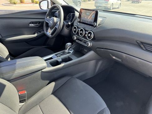Used 2024 Nissan Sentra SV FWD image 17
