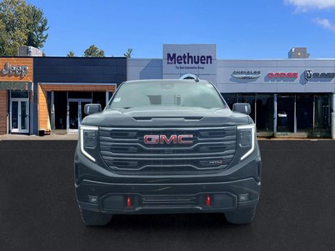 Used 2025 GMC Sierra 1500 AT4 AWD/4WD image 2